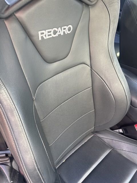 Used 2019 Ford Mustang Premium w/ Equipment Group 201A RWD image 16