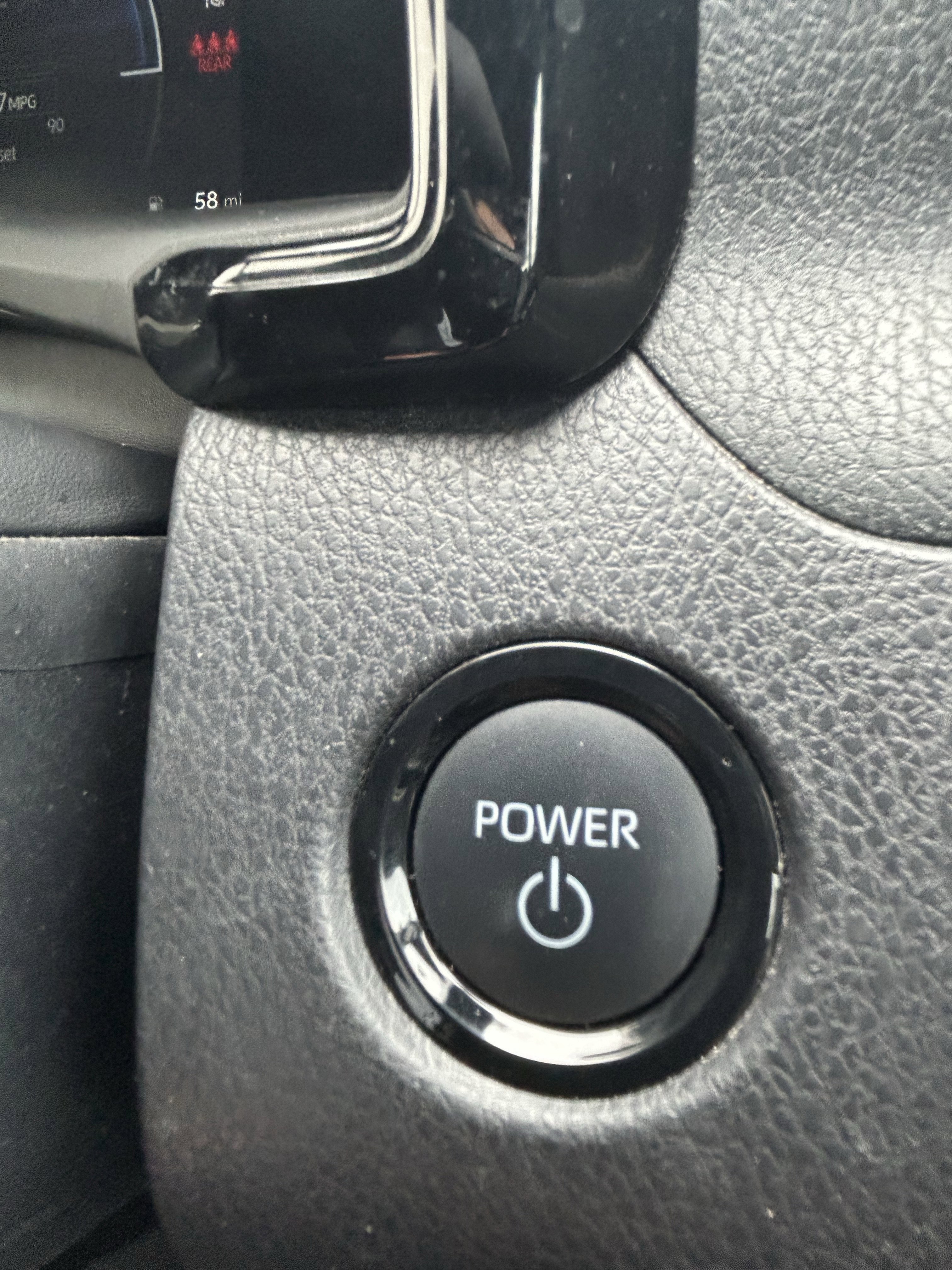Used 2025 Toyota Camry SE FWD image 30