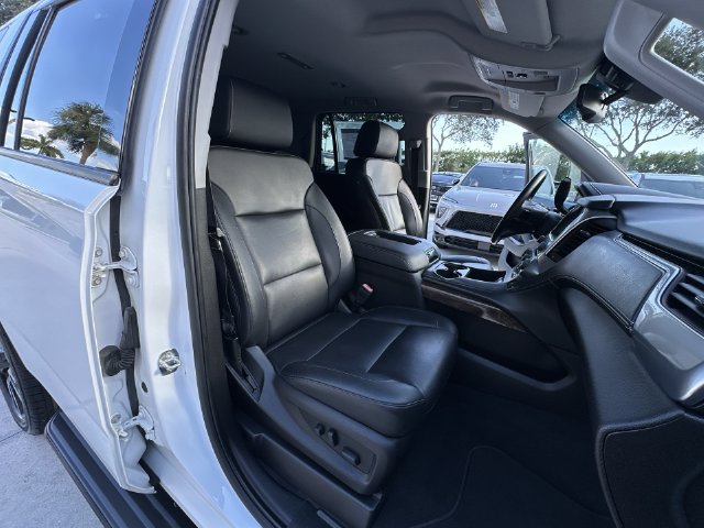 Certified 2019 Chevrolet Tahoe LT w/ RST Edition RWD image 33