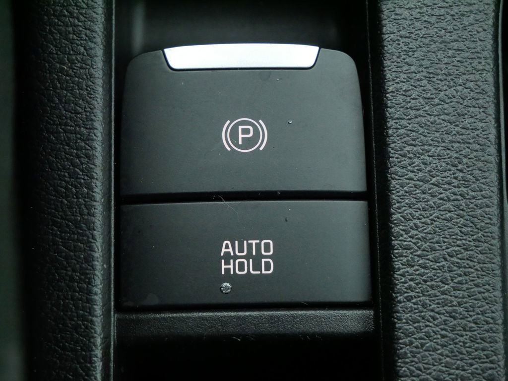 Certified 2023 Kia Forte GT-Line w/ GT-Line Premium Package image 32