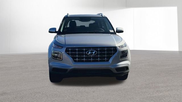 New 2026 Hyundai Venue SEL FWD image 3