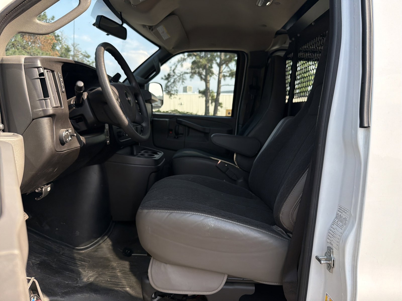Used 2024 GMC Savana 2500 w/ Driver Convenience Package RWD image 14