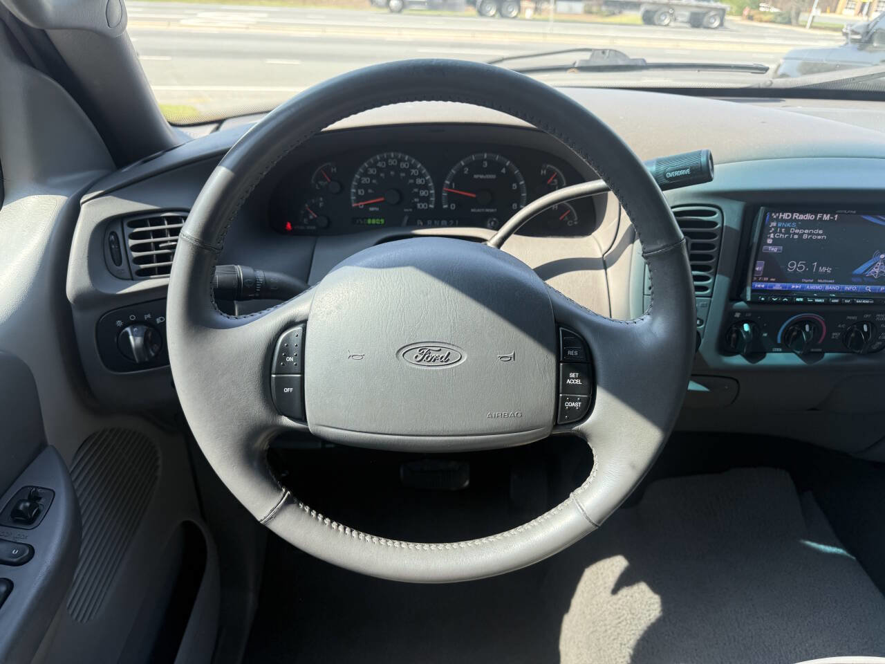 Used 2002 Ford F150 XLT image 18