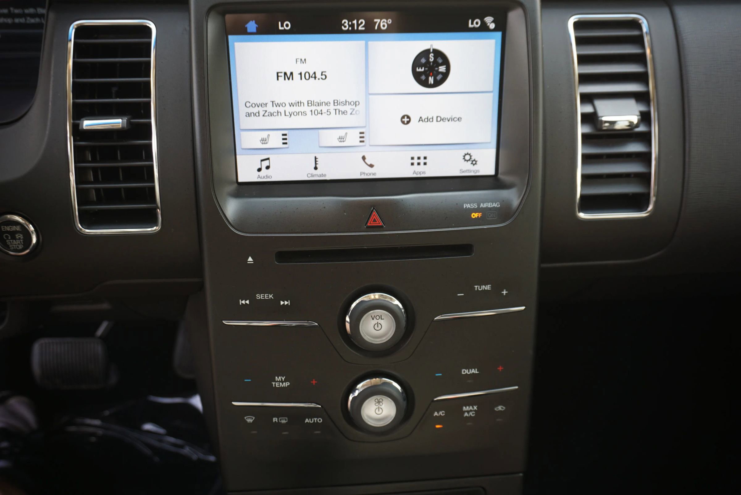 Used 2019 Ford Flex SEL image 33