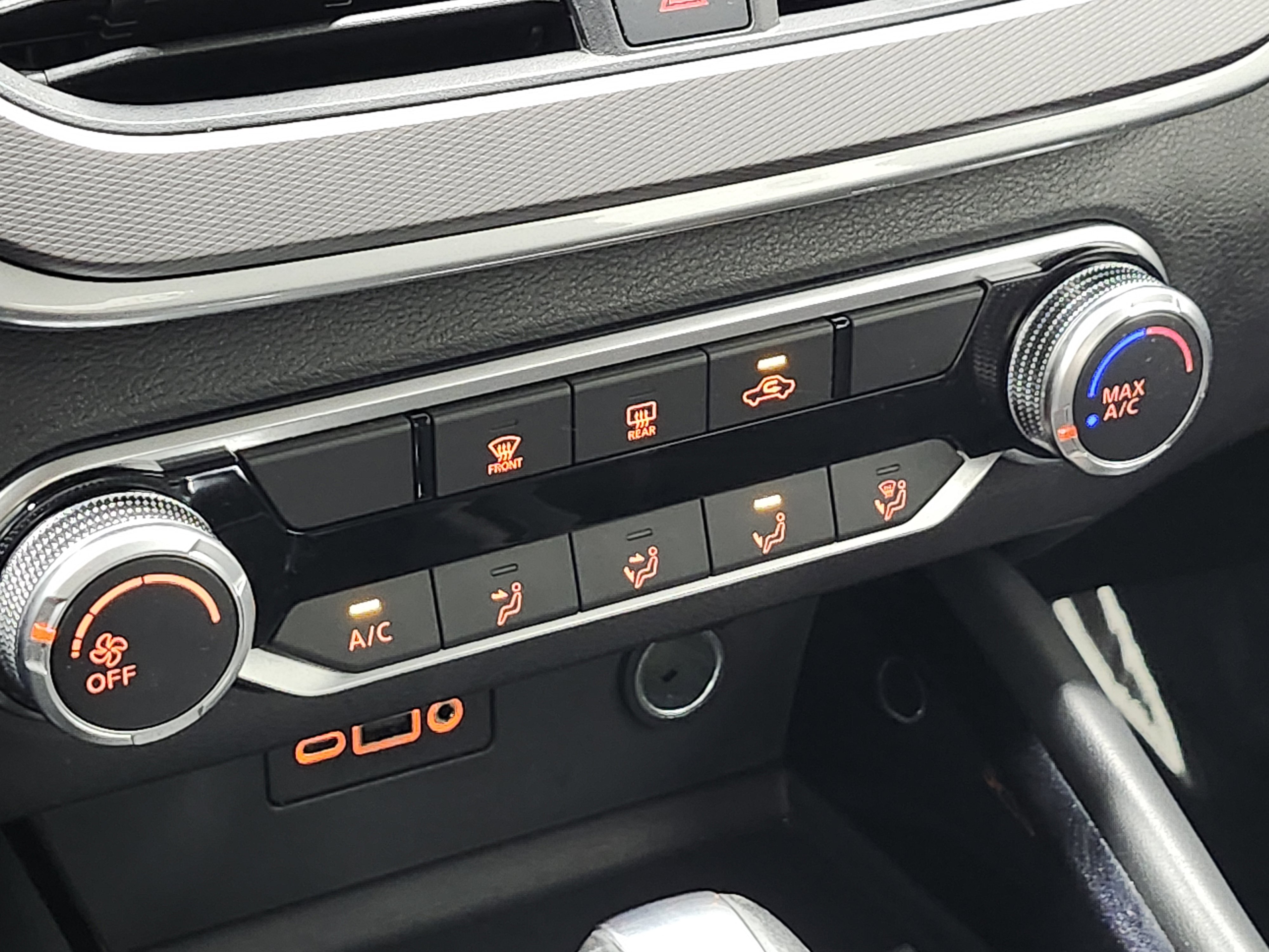 Used 2024 Nissan Altima 2.5 SR image 27