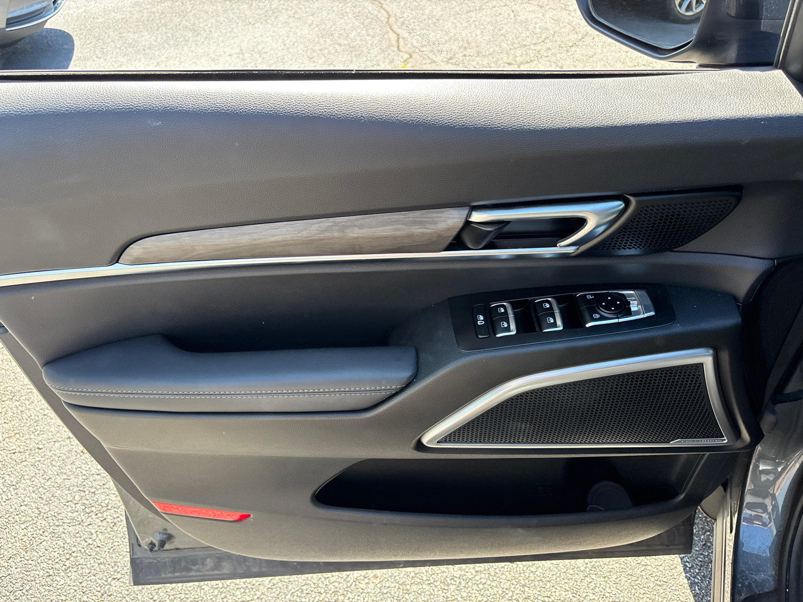 Used 2024 Kia Telluride EX X-Line AWD/4WD image 11