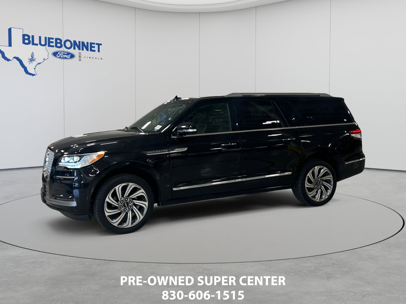 Used 2024 Lincoln Navigator L 4WD