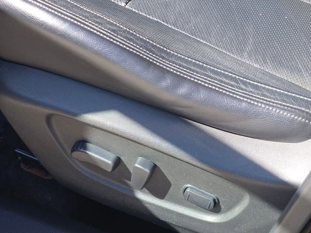 Used 2017 Nissan Rogue SL w/ SL Premium Package image 23