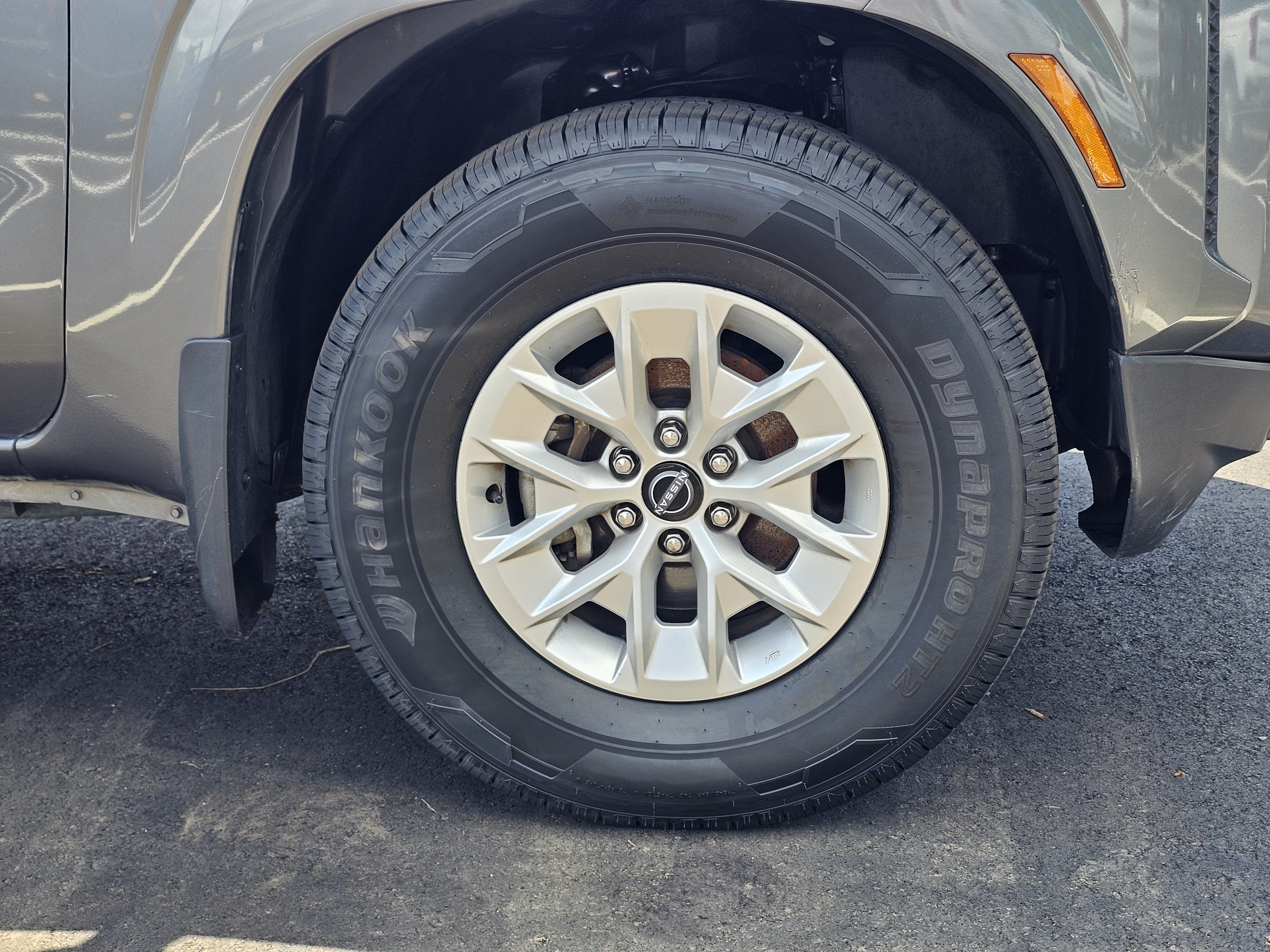 Used 2024 Nissan Frontier SV RWD image 7