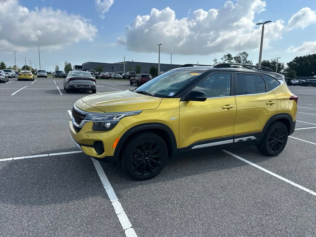 Certified 2023 Kia Seltos Nightfall Edition AWD/4WD image 13