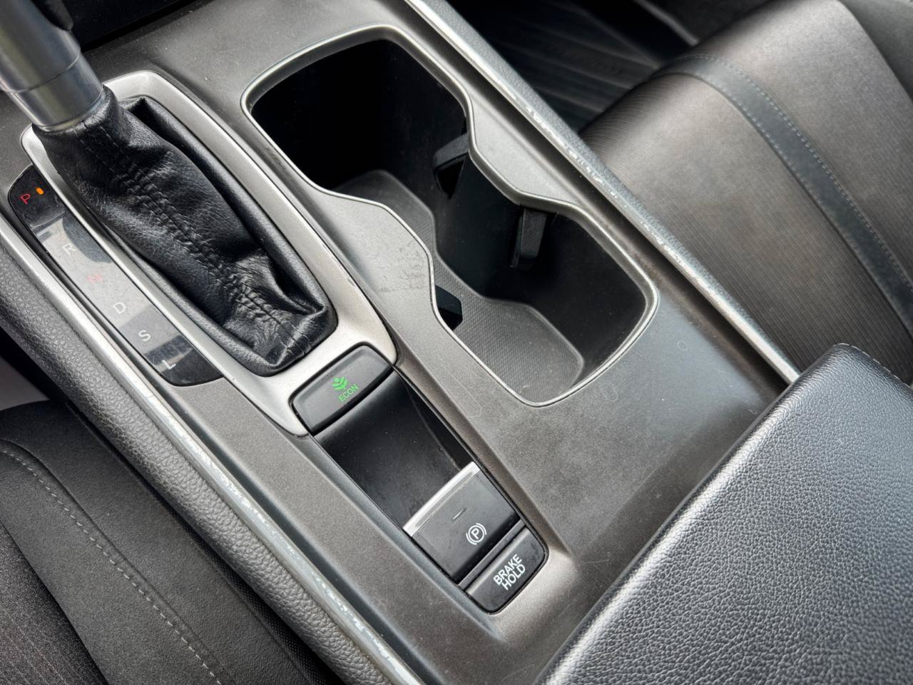 Used 2018 Honda Accord EX image 16