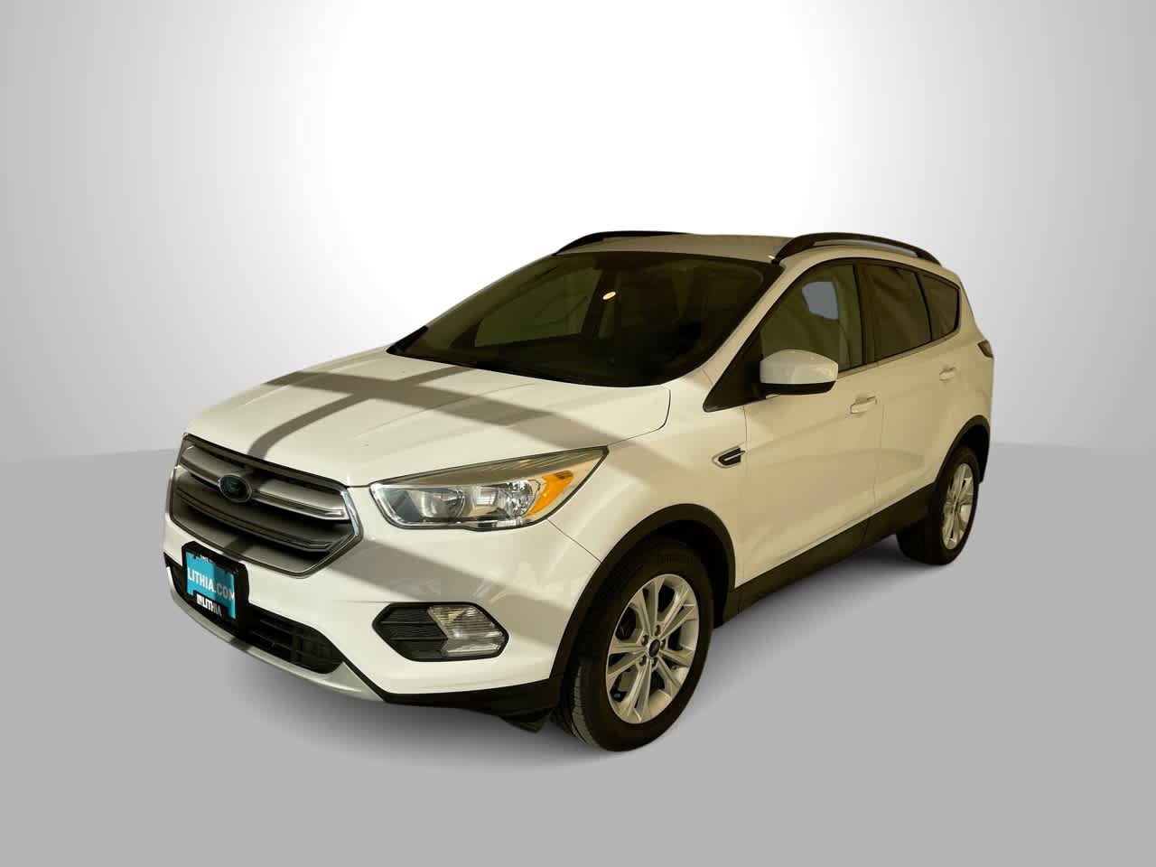 Used 2018 Ford Escape SE AWD/4WD image 1