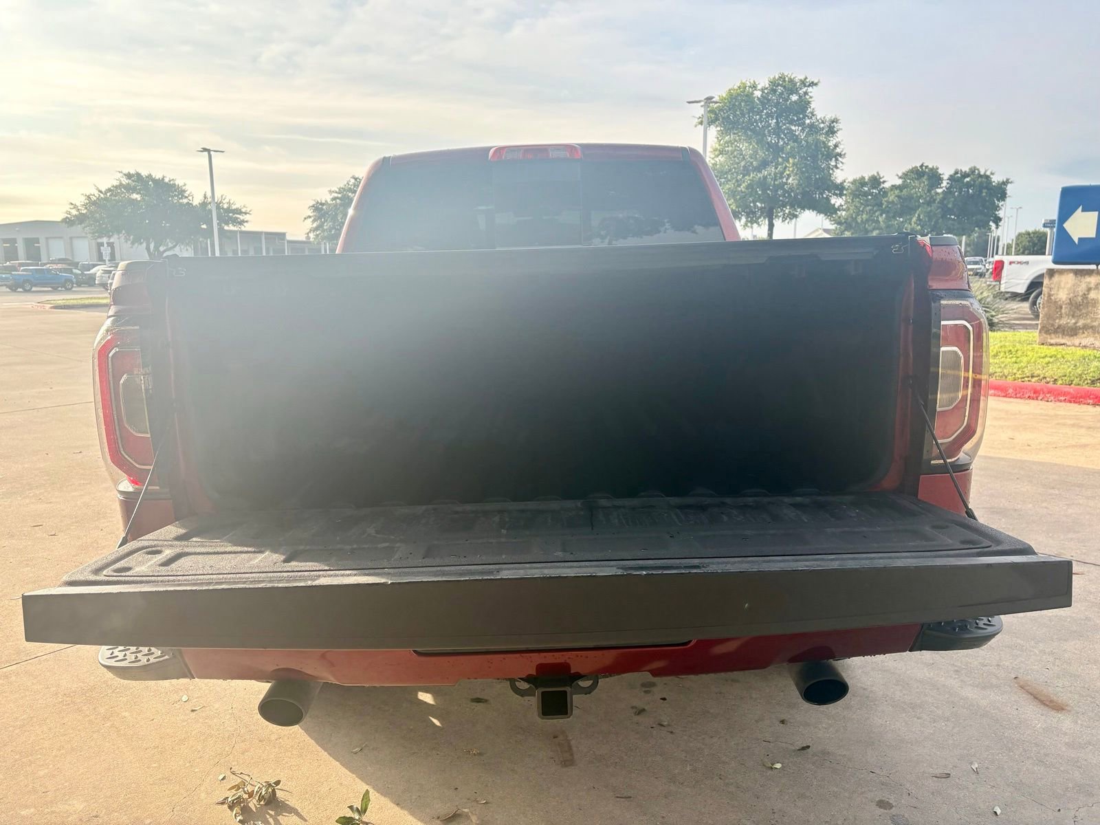 Used 2017 GMC Sierra 1500 SLT AWD/4WD image 13
