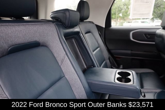 Used 2022 Ford Bronco Sport Outer Banks w/ Tech Package AWD/4WD image 35