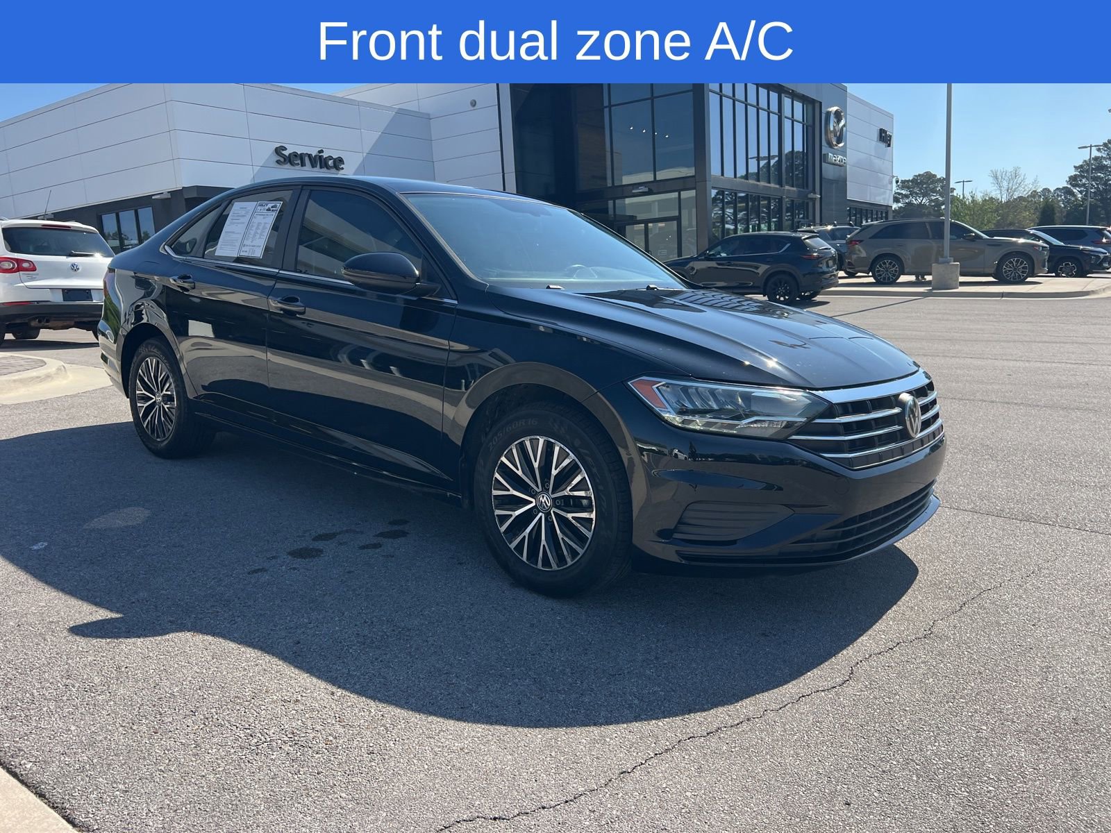 Used 2019 Volkswagen Jetta SE image 3