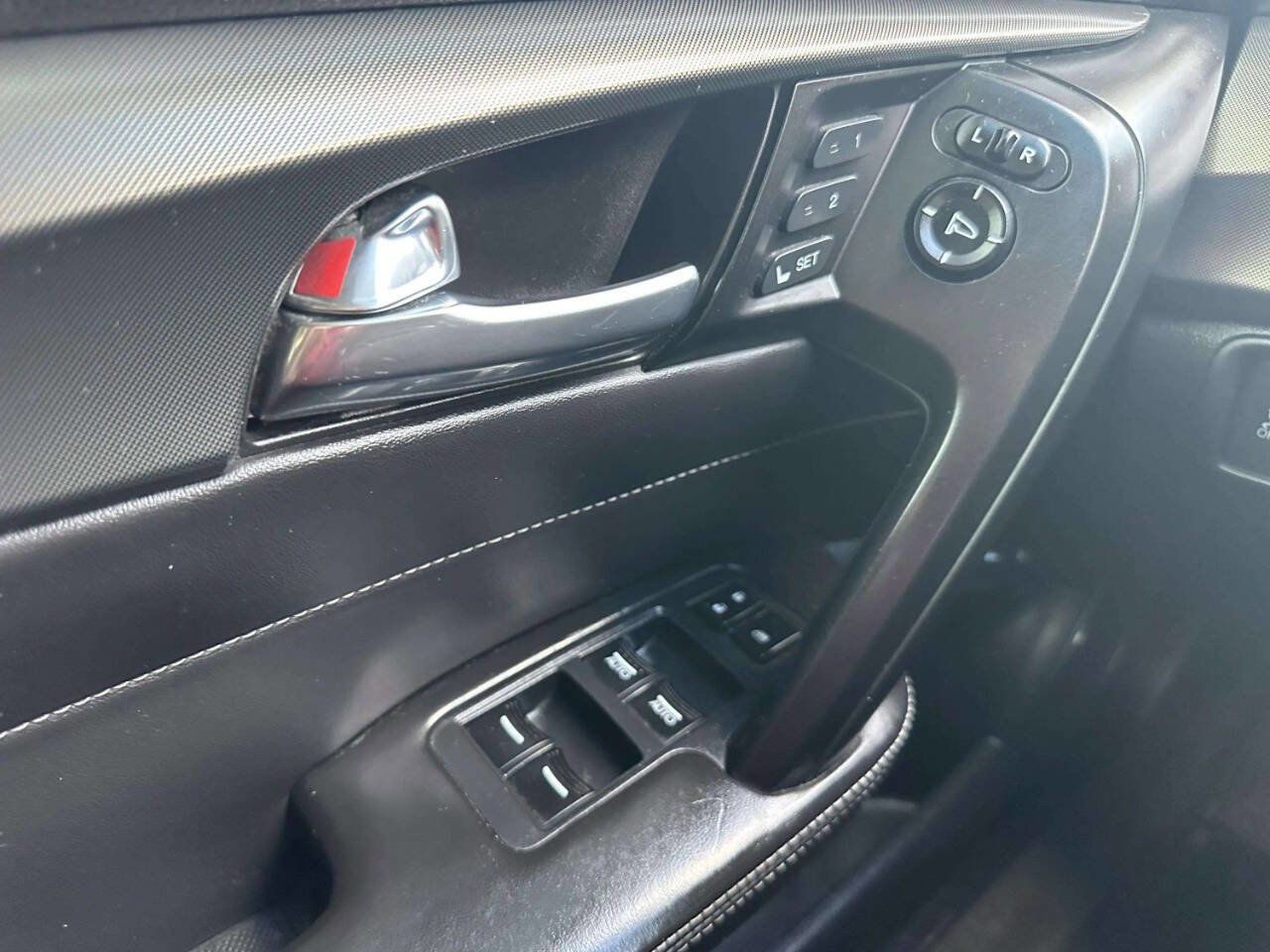 Used 2012 Acura TL SH-AWD image 25