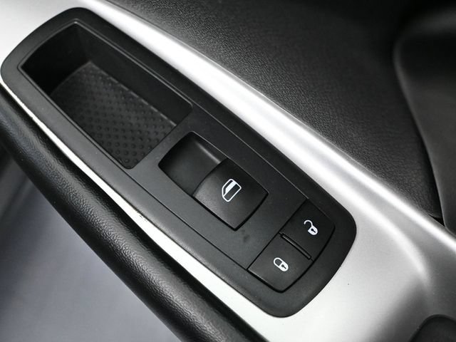 Used 2019 Dodge Journey SE FWD image 42