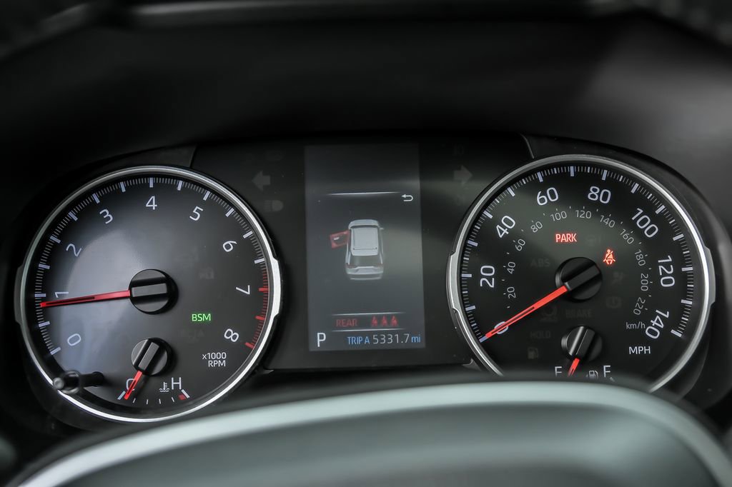 Used 2022 Toyota RAV4 XLE Premium AWD/4WD image 21