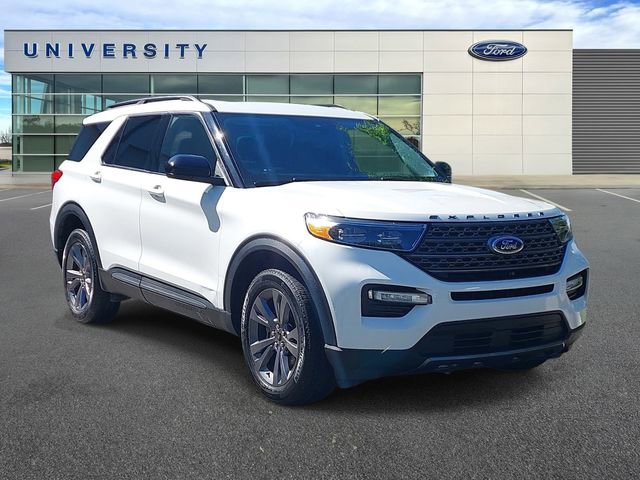 Certified 2022 Ford Explorer XLT w/ Equipment Group 202A AWD/4WD image 1