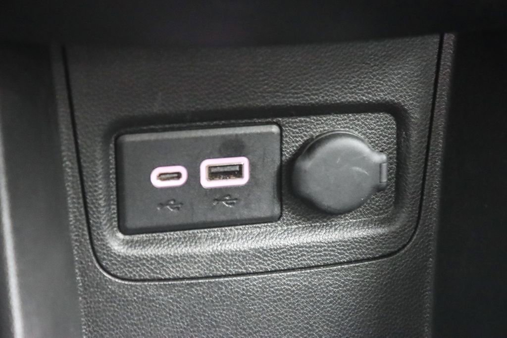 Used 2020 Chevrolet Spark LS image 29