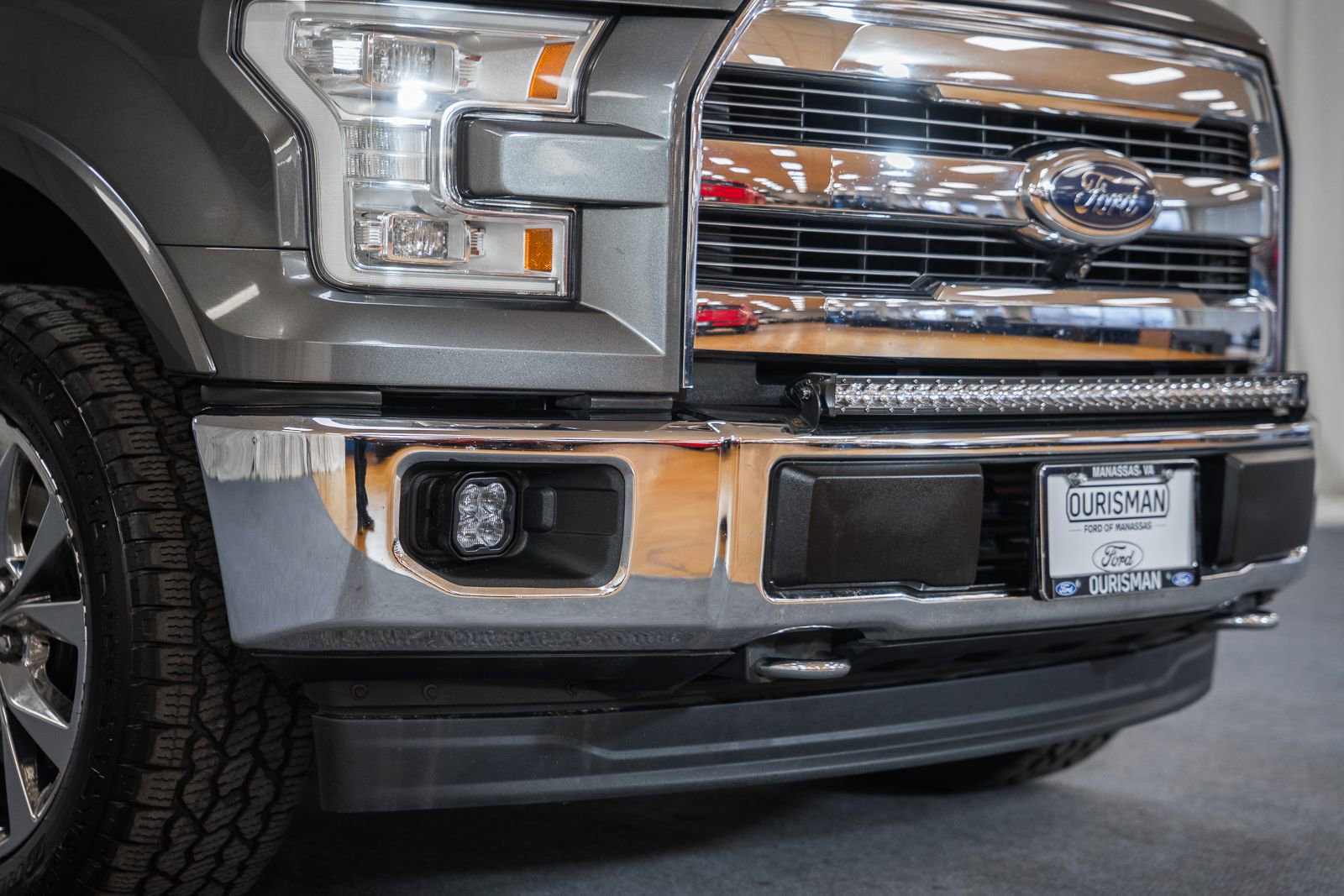 Used 2017 Ford F150 Lariat w/ Equipment Group 502A Luxury image 15