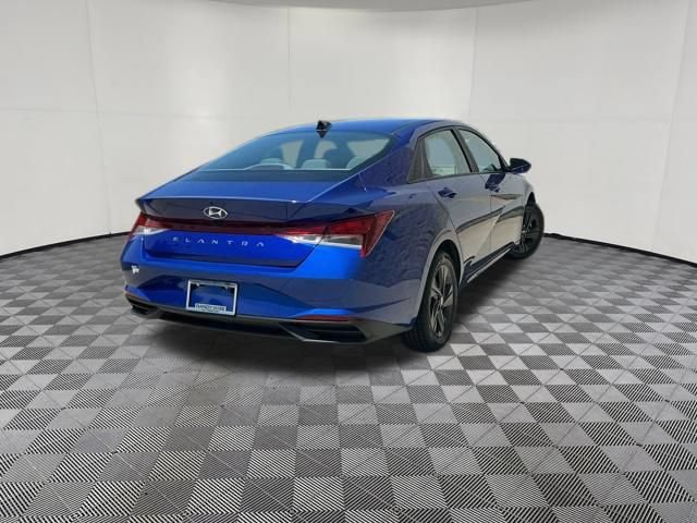 Certified 2023 Hyundai Elantra SEL FWD image 7