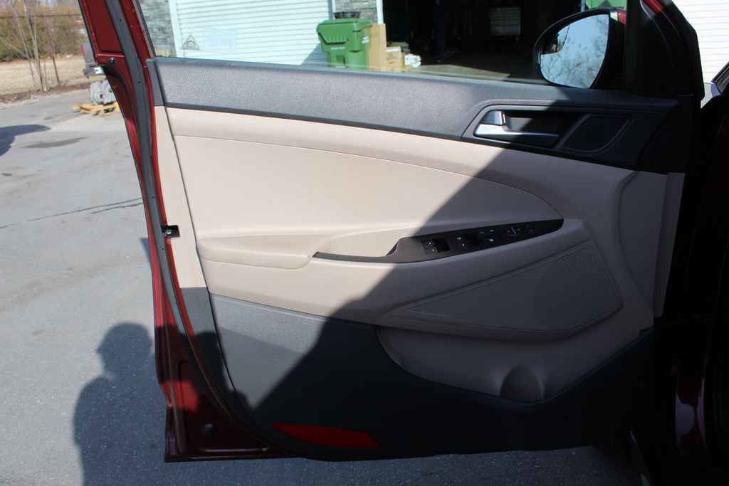 Used 2017 Hyundai Tucson SE FWD image 11