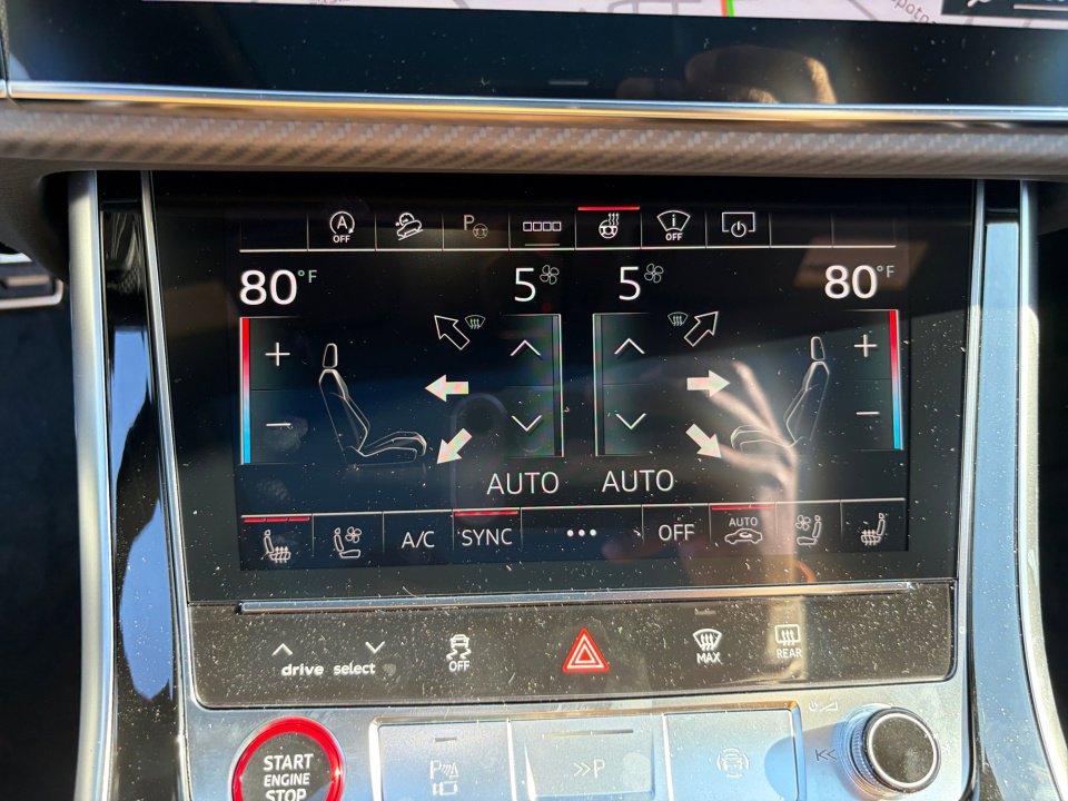 New 2026 Audi SQ7 Prestige image 16