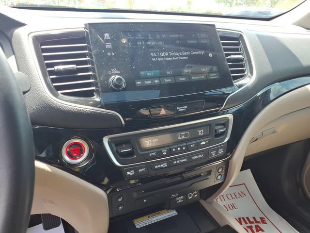 Used 2022 Honda Pilot Elite image 19