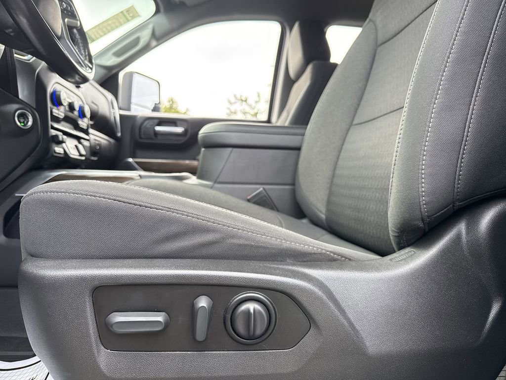 Used 2022 Chevrolet Silverado 1500 RST w/ Bed Protection Package image 12