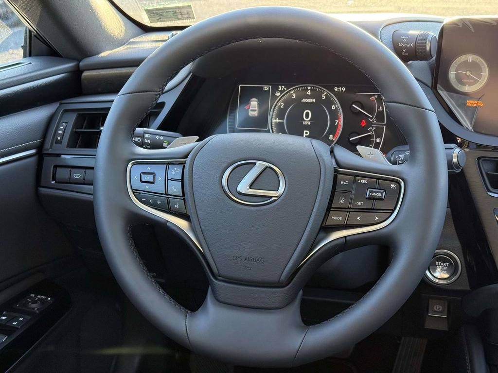 Used 2025 Lexus ES 350 w/ Premium Package image 9