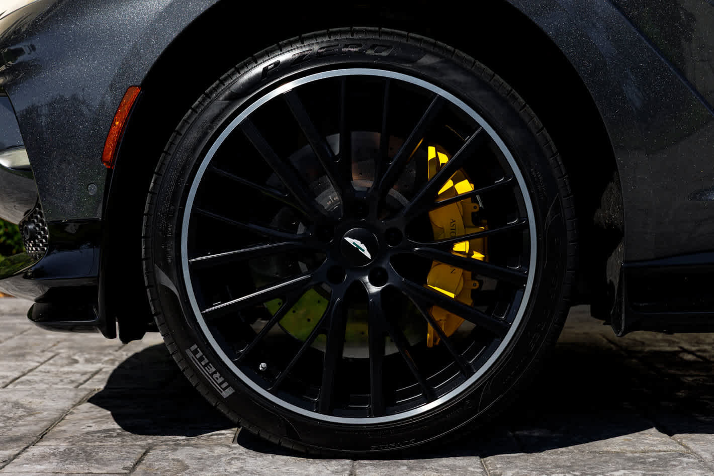 Used 2023 Aston Martin DBX 707 image 40