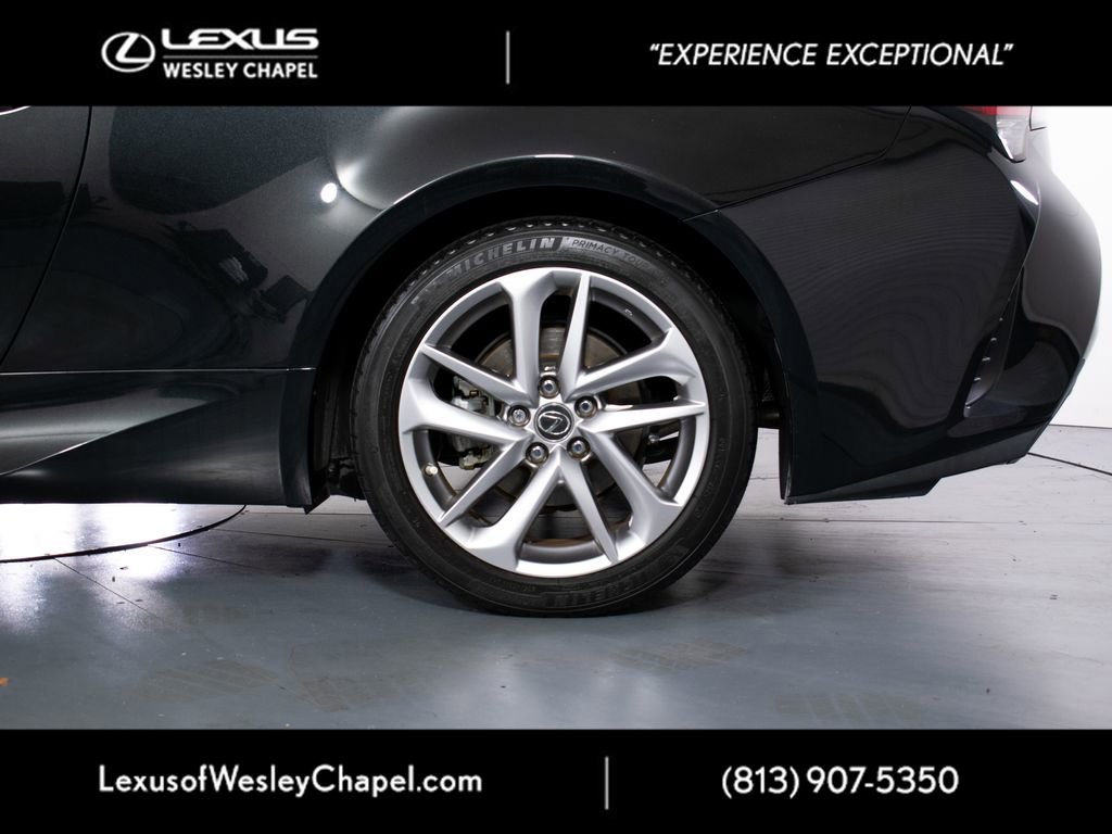 Used 2022 Lexus RC 300 w/ Accessory Package RWD image 11