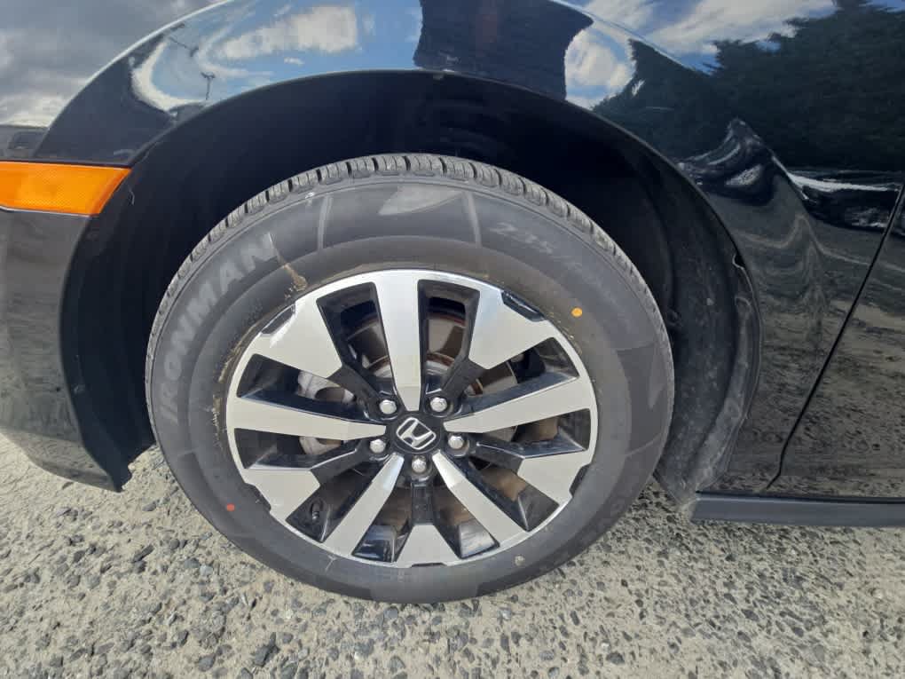 Used 2025 Honda Odyssey EX-L image 2