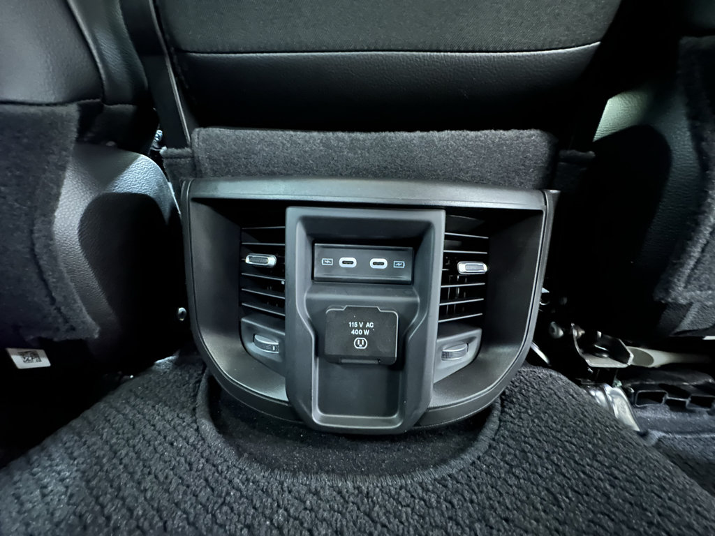 Used 2026 RAM 2500 Laramie AWD/4WD image 19