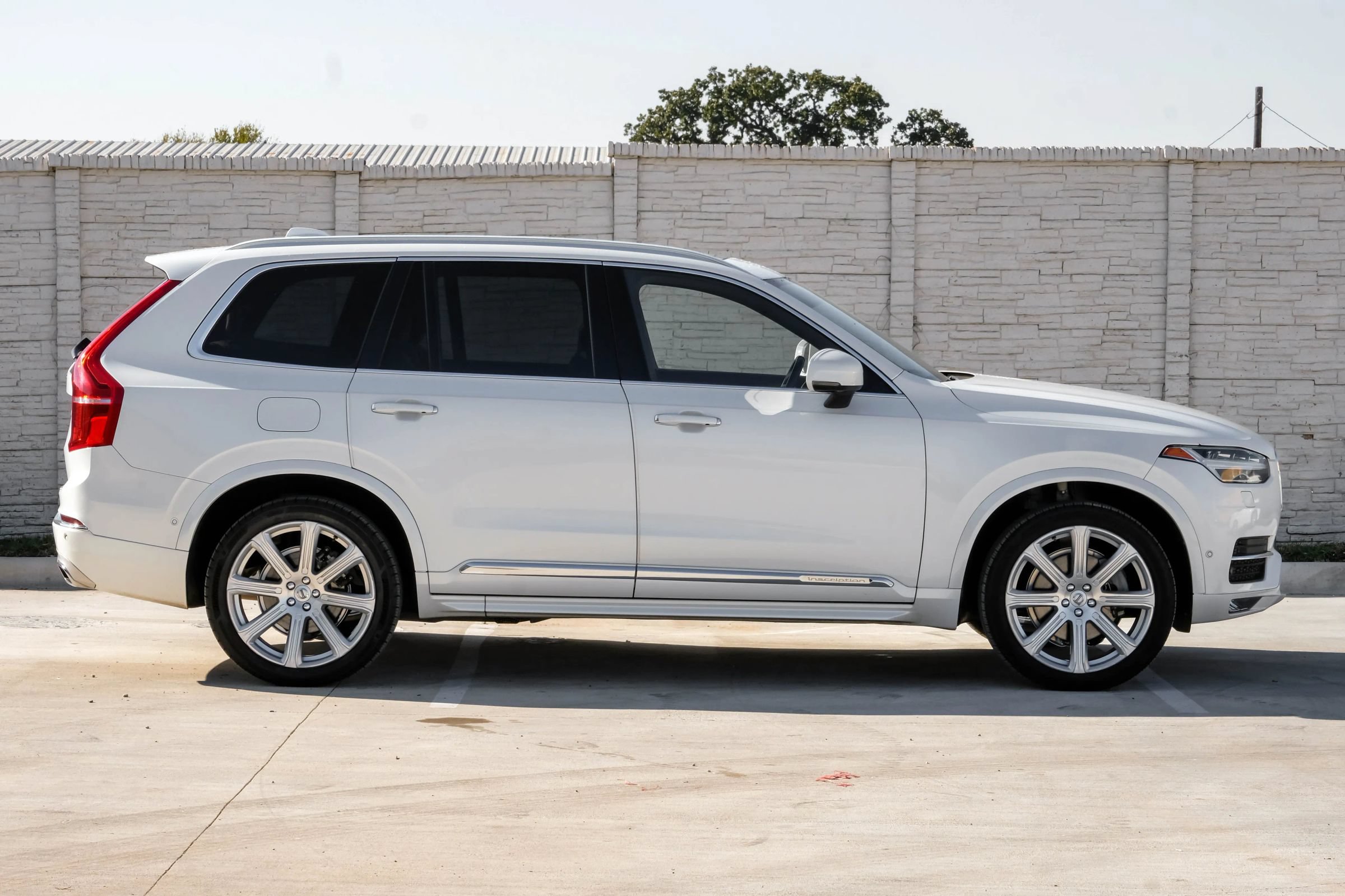 Used 2018 Volvo XC90 T6 Inscription w/ Convenience Package AWD/4WD image 9