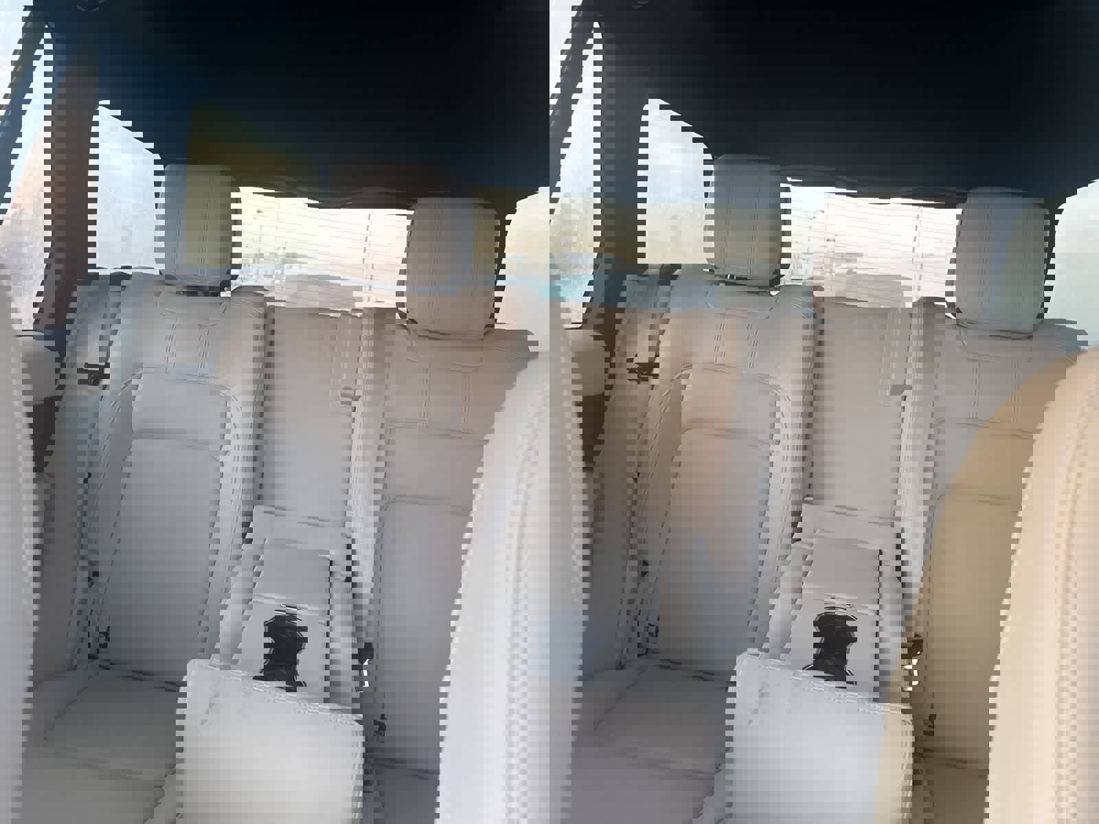 Used 2021 Land Rover Range Rover image 17