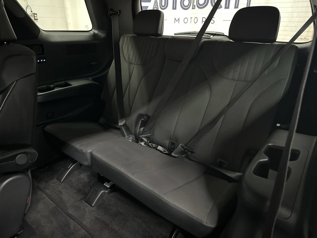 Used 2025 Hyundai Palisade Calligraphy AWD/4WD image 24