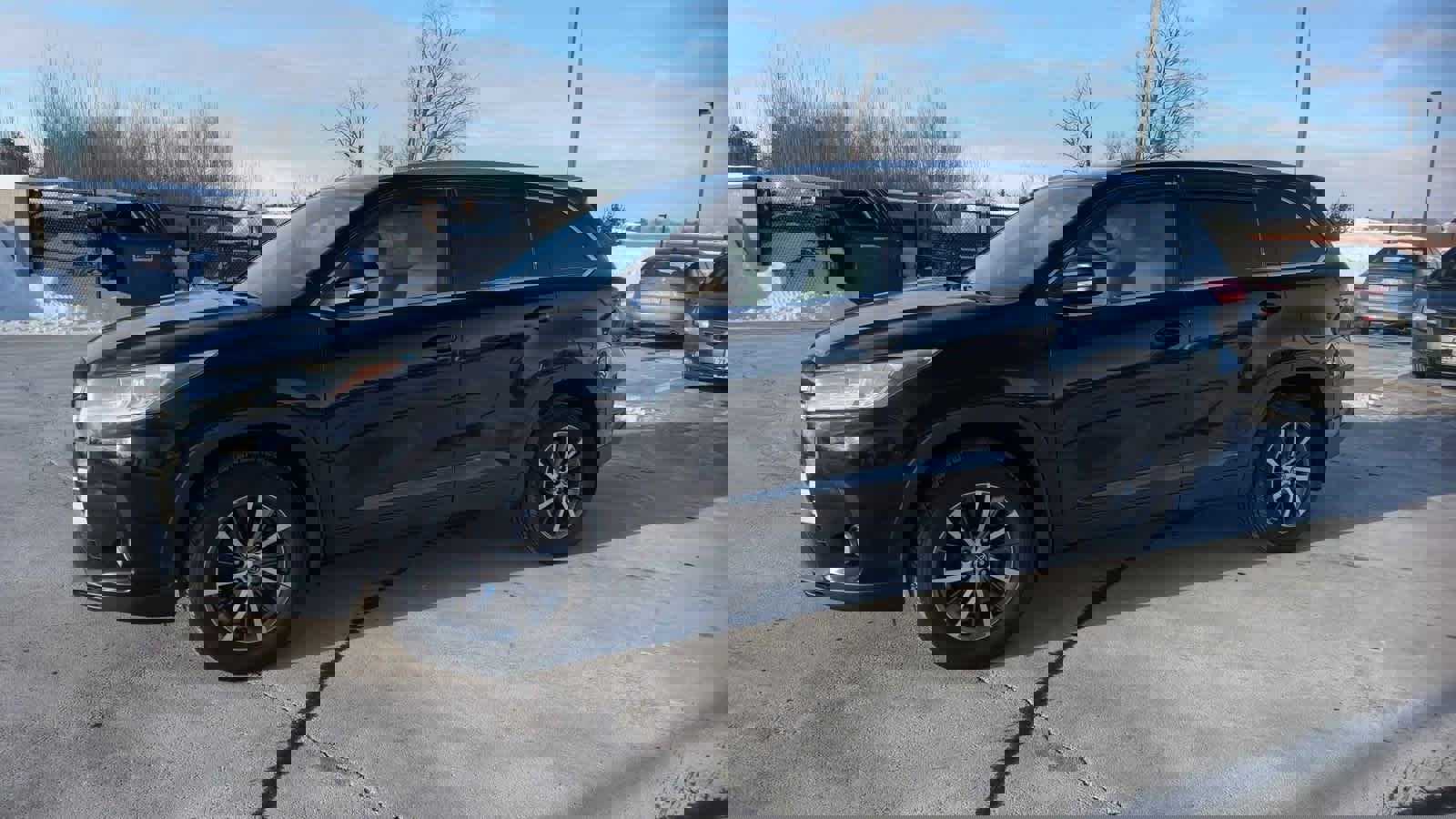 Used 2017 Toyota Highlander XLE image 4