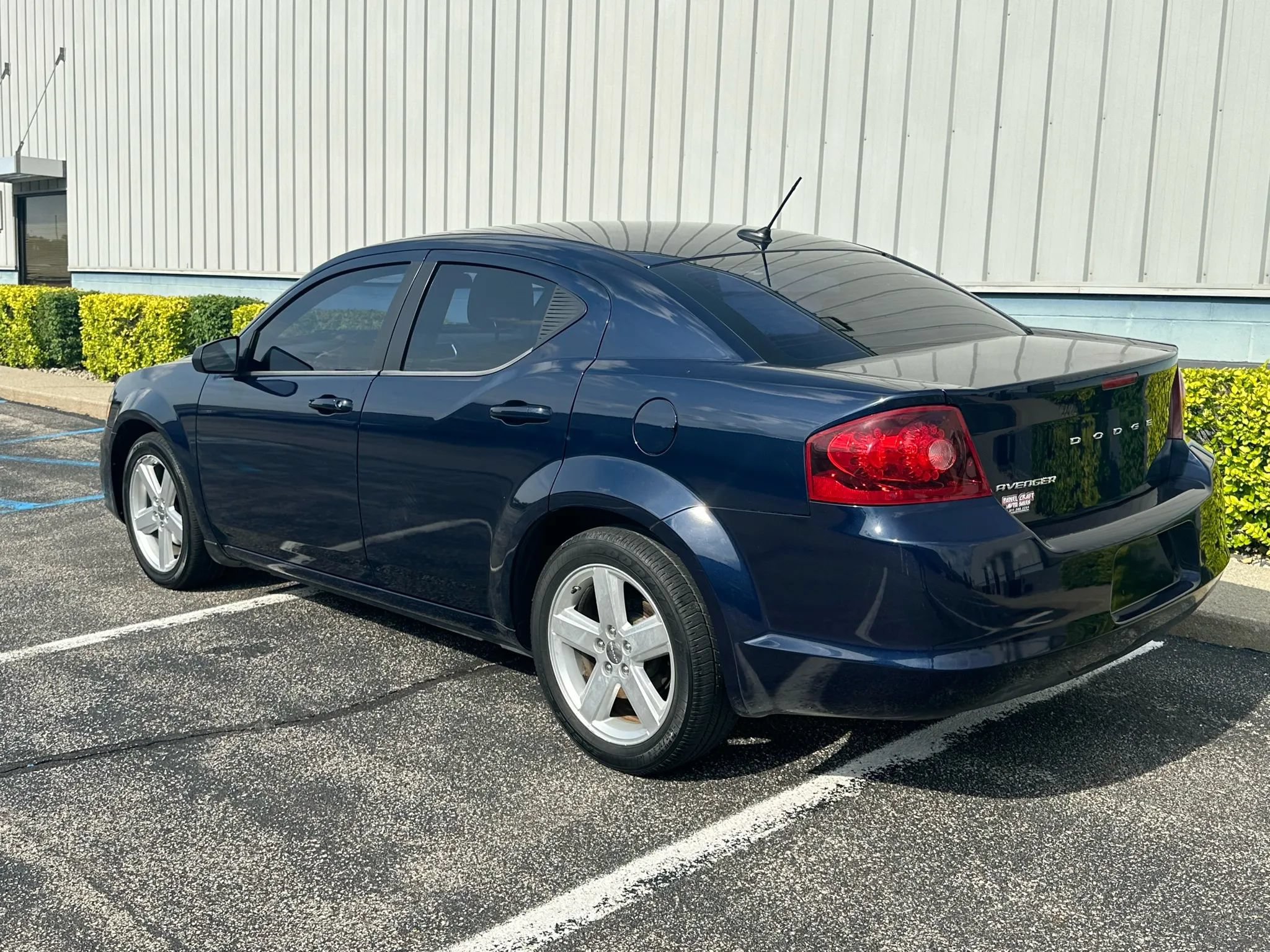 Used 2013 Dodge Avenger SE FWD image 5