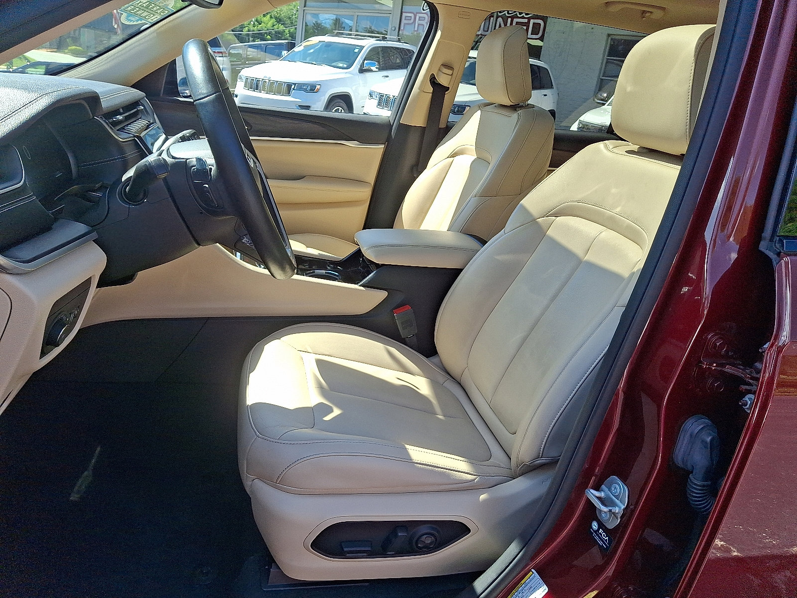 Certified 2021 Jeep Grand Cherokee L Limited image 16