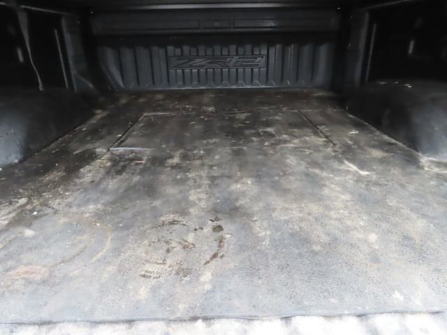 Used 2024 Chevrolet Silverado 2500 ZR2 w/ Technology Package image 12