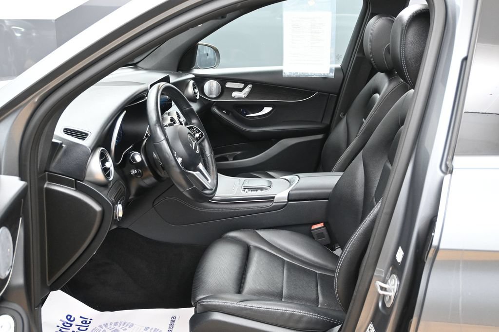 Used 2020 Mercedes-Benz GLC 300 4MATIC image 11