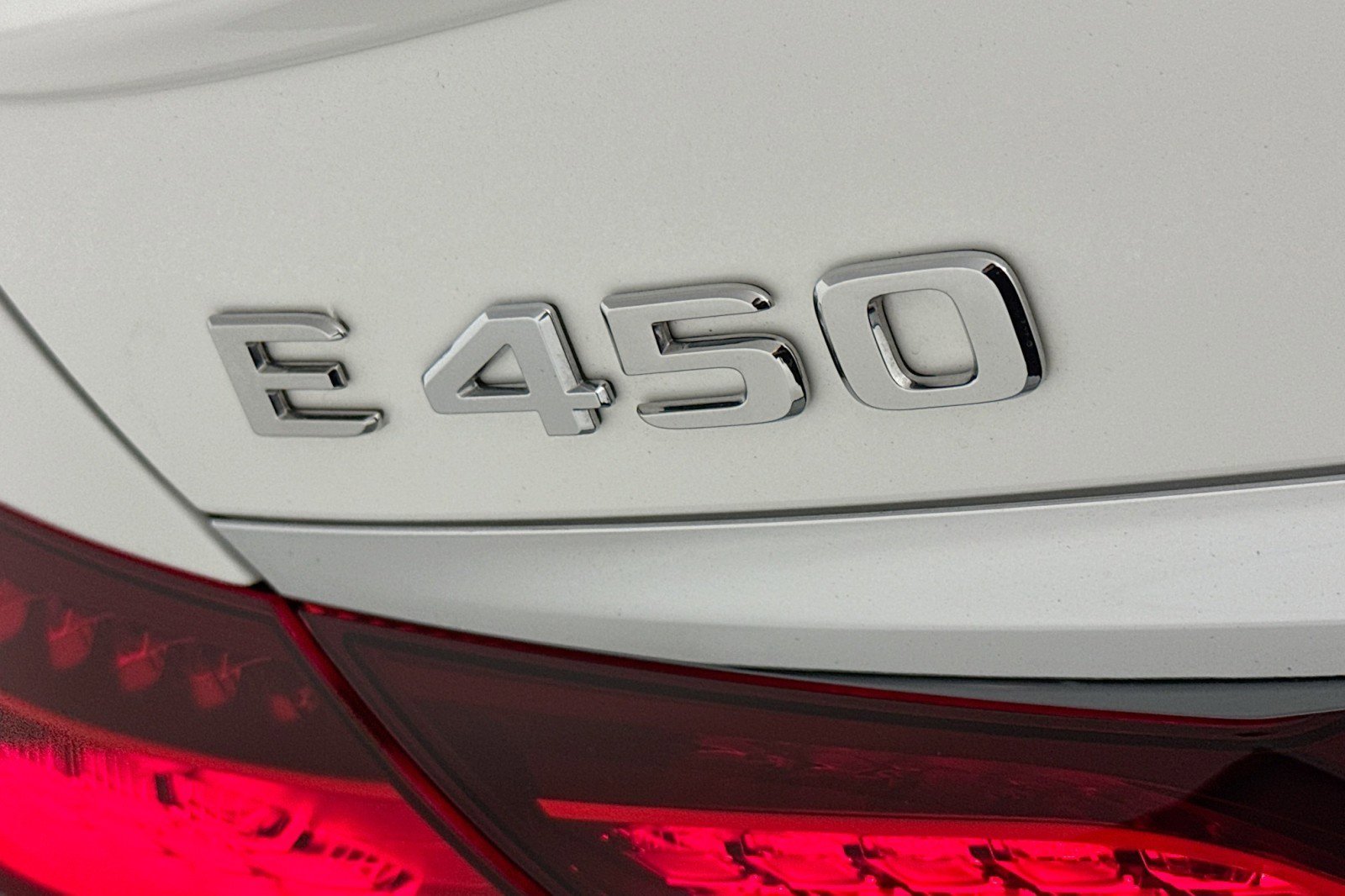 Certified 2023 Mercedes-Benz E 450 4MATIC Sedan w/ Premium Package image 9