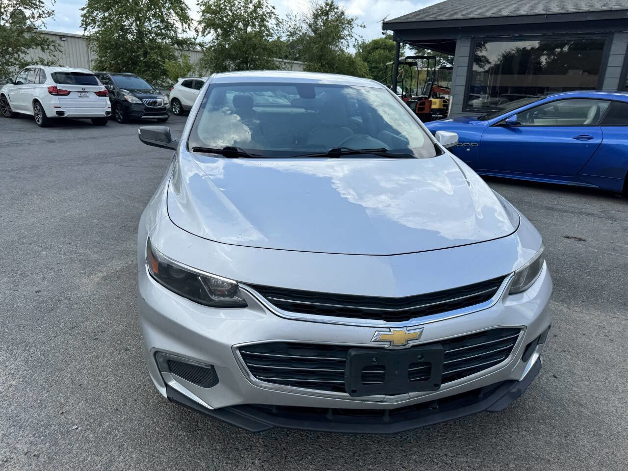 Used 2018 Chevrolet Malibu LT image 17
