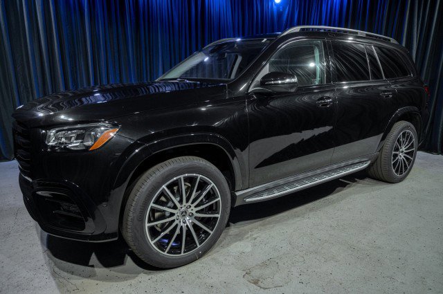 New 2026 Mercedes-Benz GLS 450 4MATIC