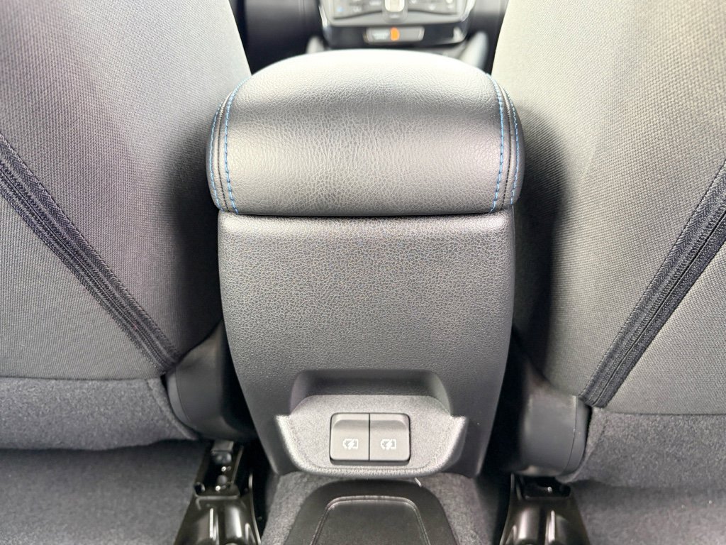 Used 2020 Nissan Leaf SV Plus image 21