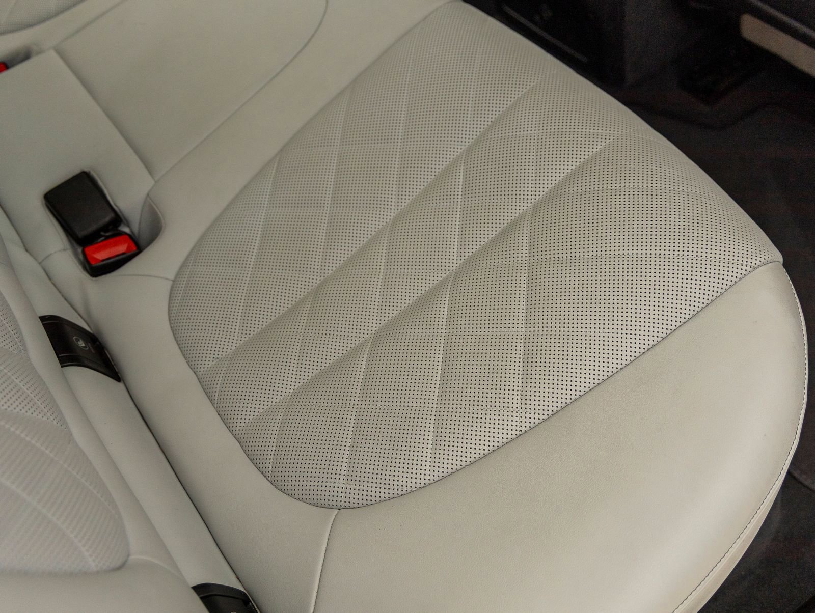 Used 2023 BMW X5 sDrive40i w/ M Sport Package image 38