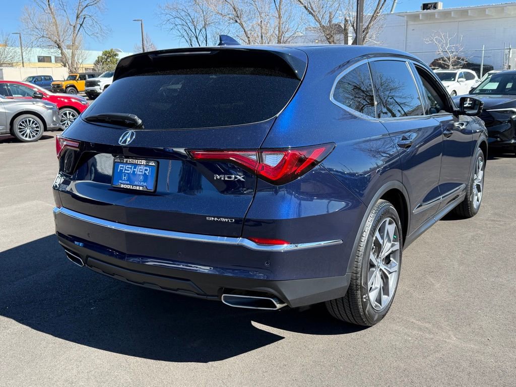 Used 2024 Acura MDX SH-AWD w/ Technology Package image 4