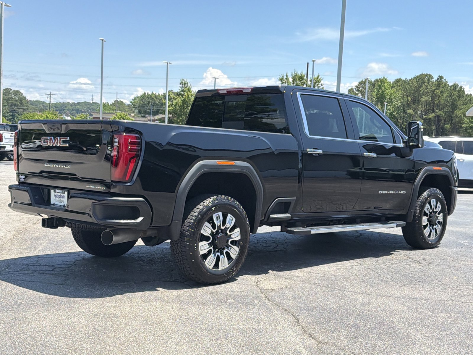 Used 2026 GMC Sierra 2500 Denali w/ Technology Package AWD/4WD image 12